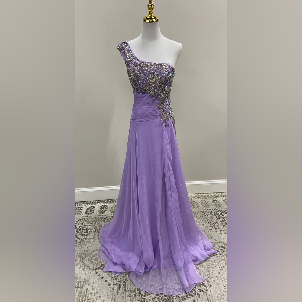 Lavender One-Shoulder Evening Gown with Embellished Bodice